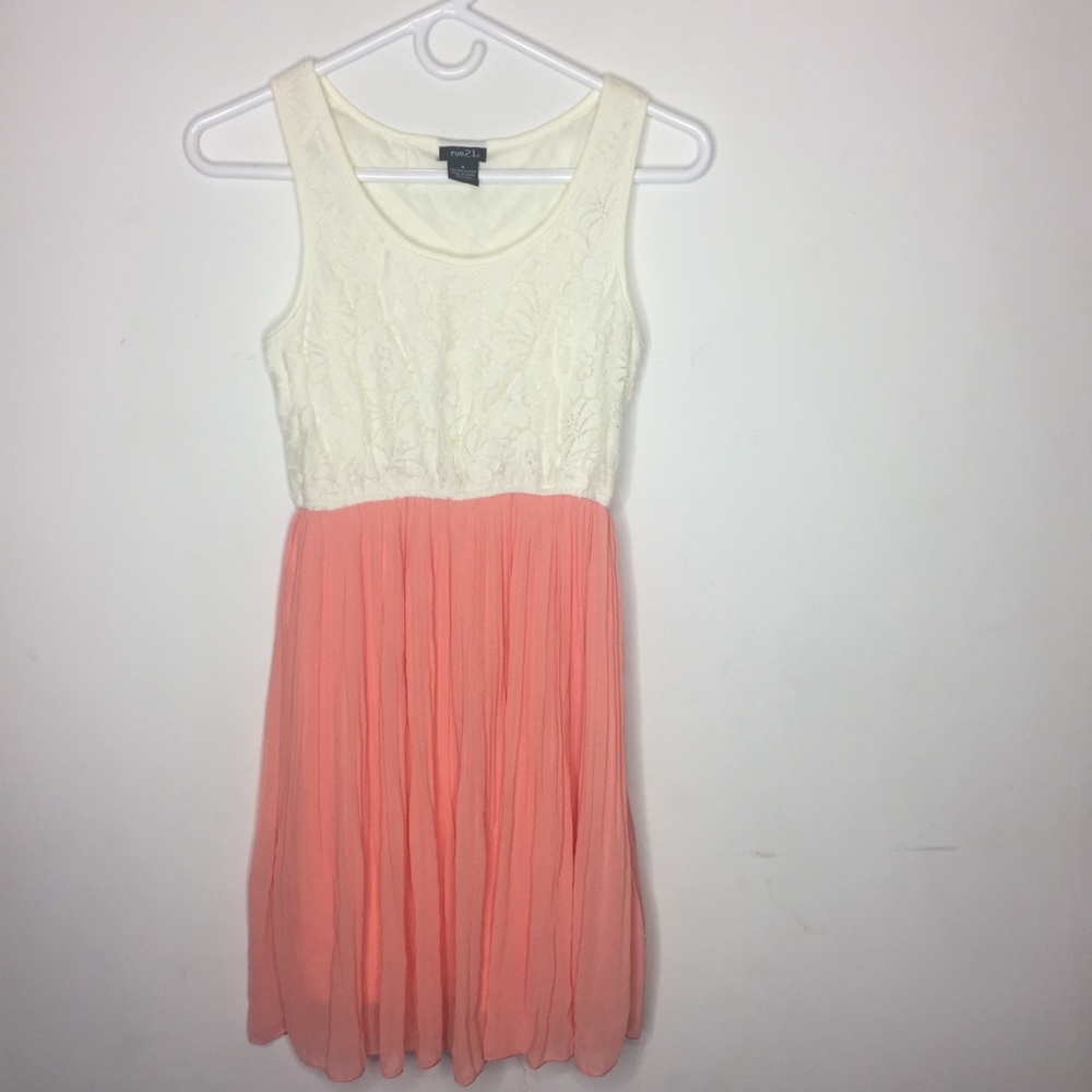 Rue21 Small Cream & Coral Dress